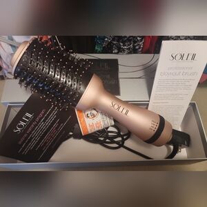 SOLEIL Rose Gold Professional Blowout Brush